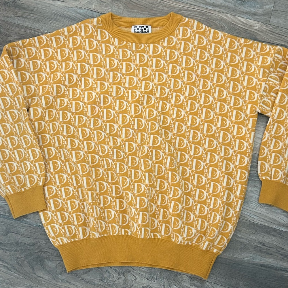 Vandy the pink yellow gold men’s wool blend sweater size large